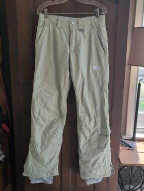 Ski Season Somewhere? EUC Sims Tan Ski Pants